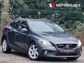 Used Volvo V40 2014 for sale - 77797870: Photo