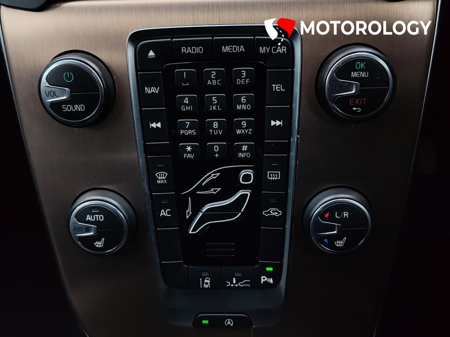 Used Volvo V40 2014 for sale - 77797870: Photo 22