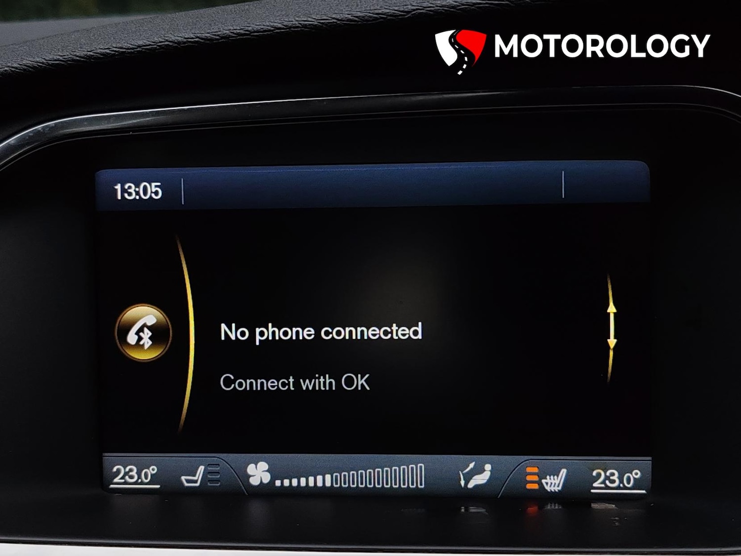 Used Volvo V40 2014 for sale - 77797870: Photo 25