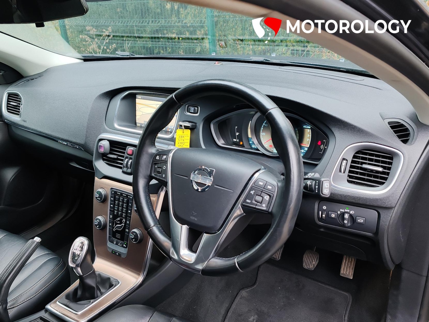 Used Volvo V40 2014 for sale - 77797870: Photo 3