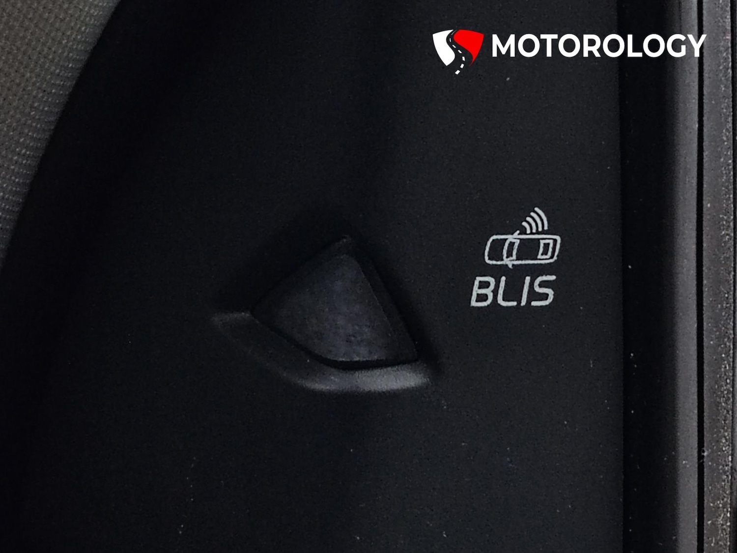 Used Volvo V40 2014 for sale - 77797870: Photo 30