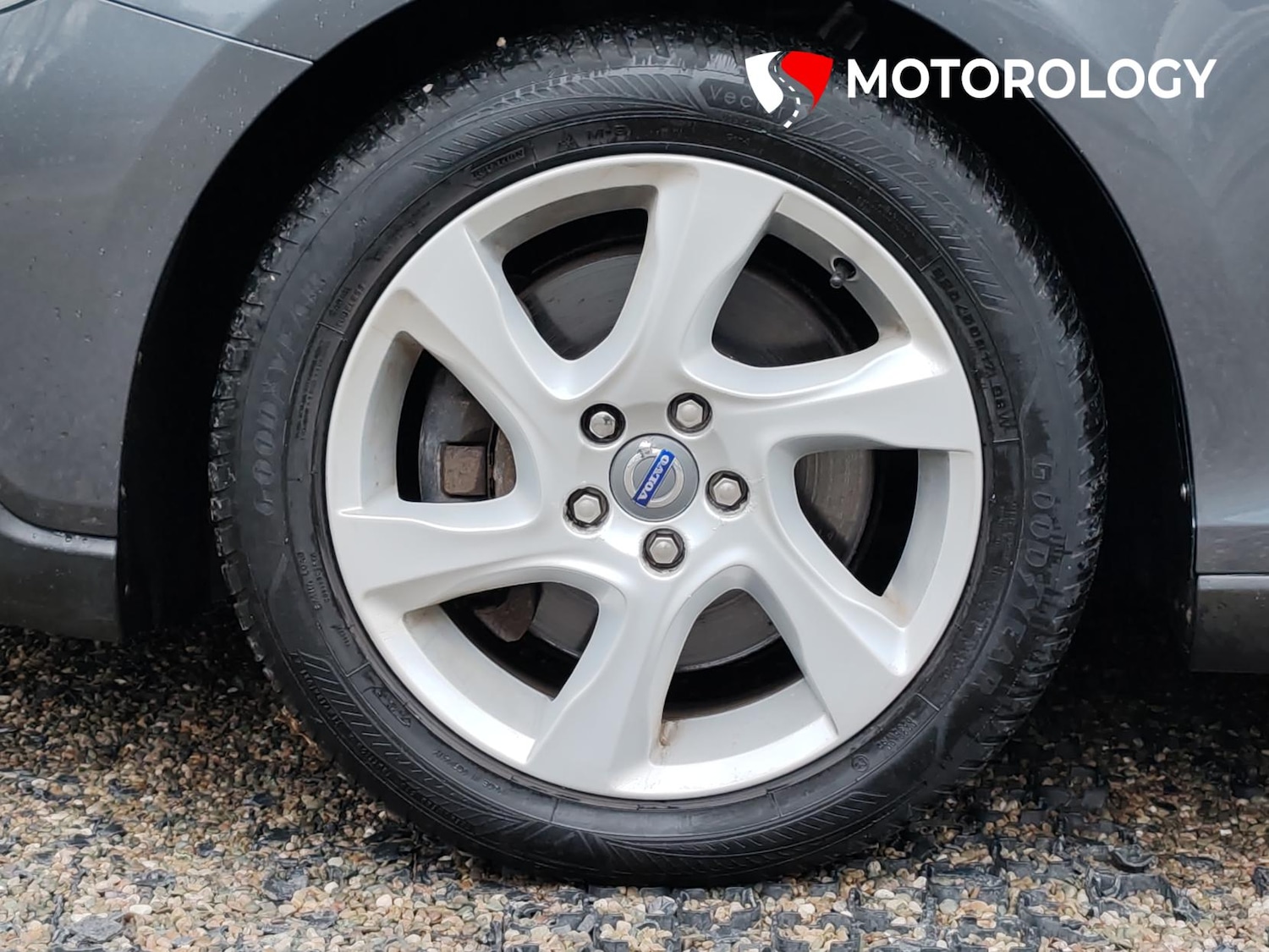 Used Volvo V40 2014 for sale - 77797870: Photo 41