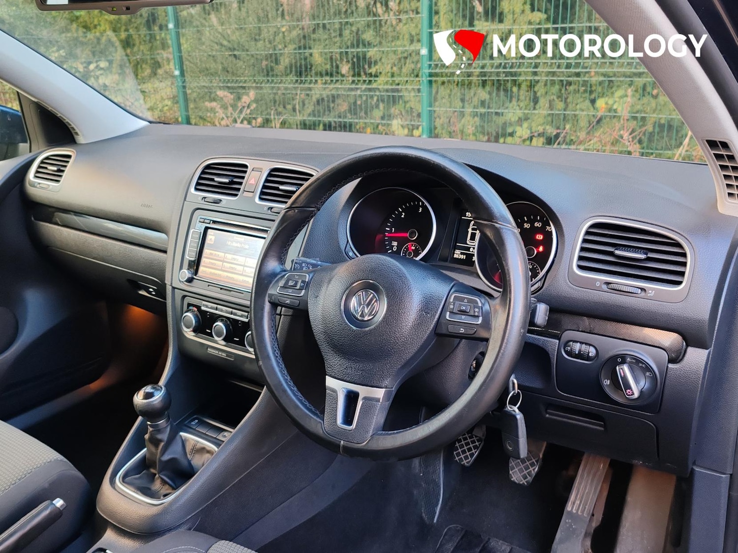 Used Volkswagen Golf 2011 for sale - 77087791: Photo 3