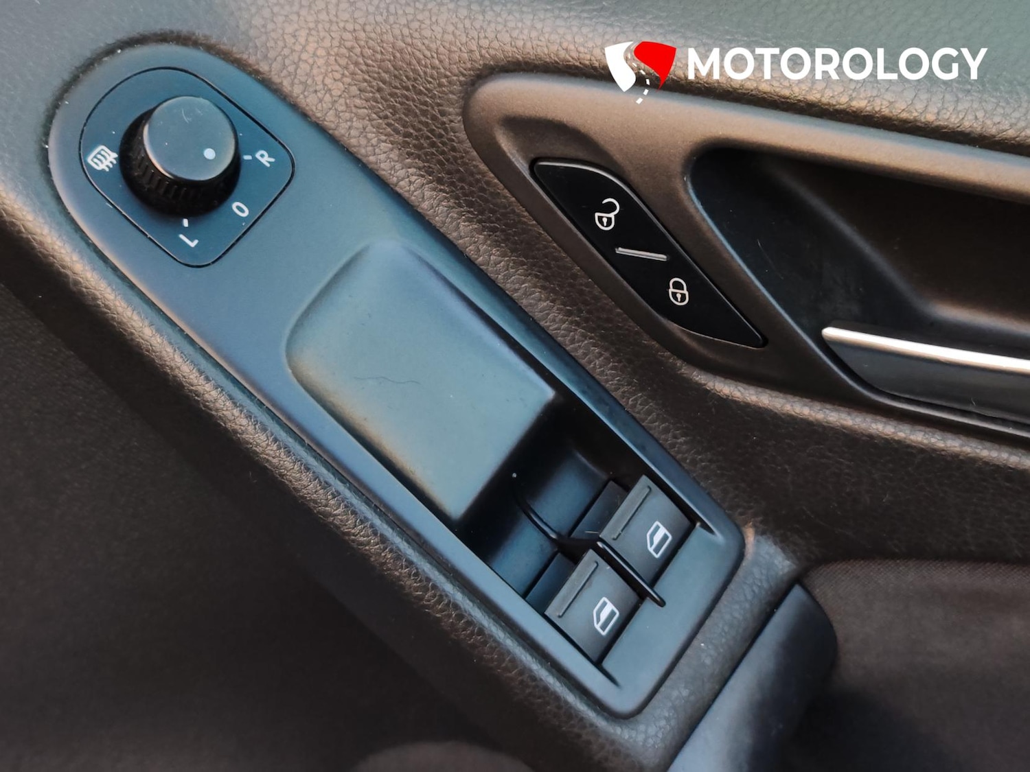 Used Volkswagen Golf 2011 for sale - 77087791: Photo 31