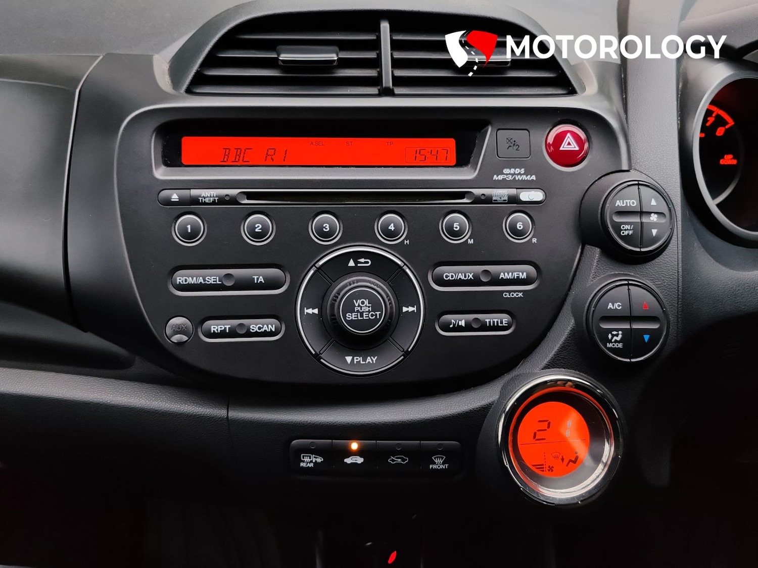 Used Honda Jazz 2014 for sale - 77519428: Photo 26