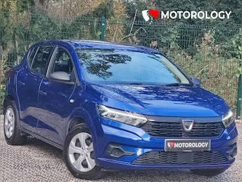 2021 - 1.0 TCe Essential Hatchback 5dr Petrol Manual Euro 6 (s/s) (90 ps)