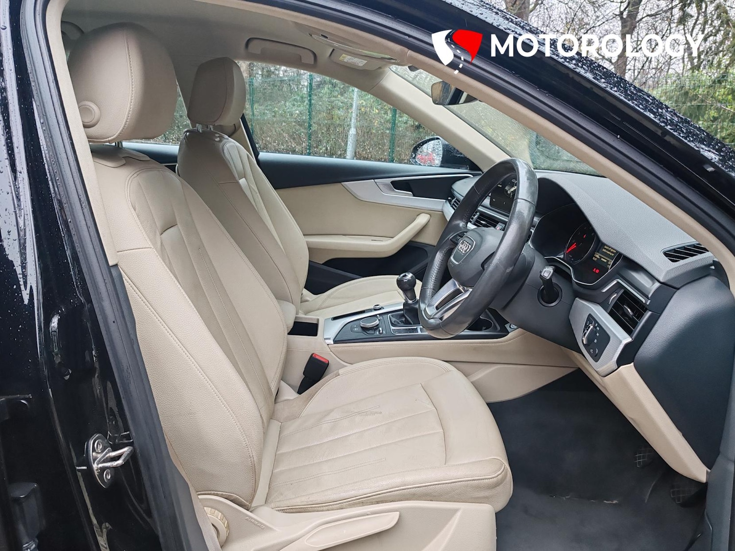 Used Audi A4 Avant 2016 for sale - 76945845: Photo 15