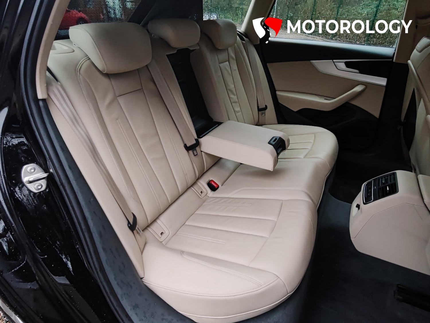 Used Audi A4 Avant 2016 for sale - 76945845: Photo 20