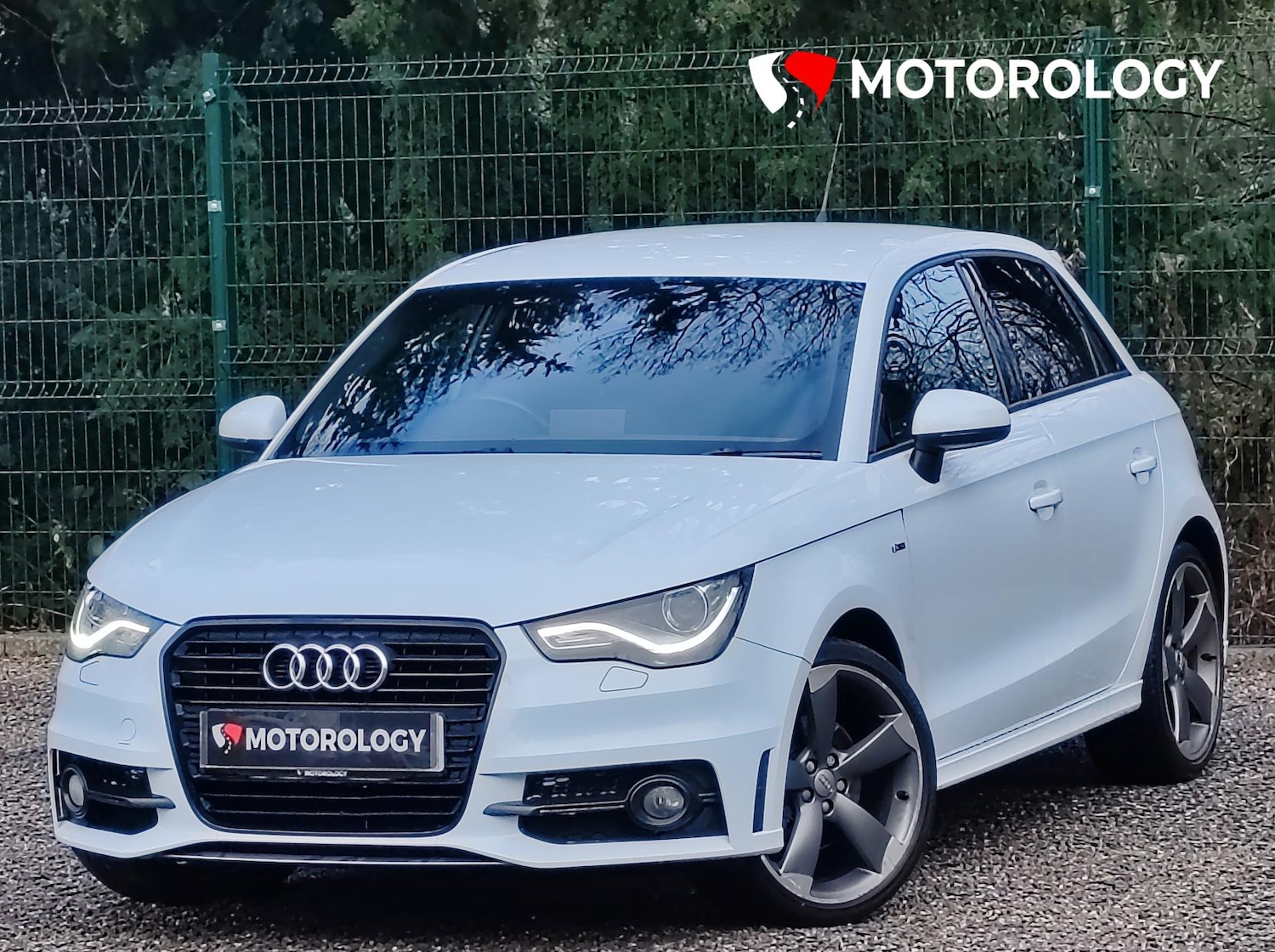 Used Audi A1 2014 for sale - 77233728: Photo 2