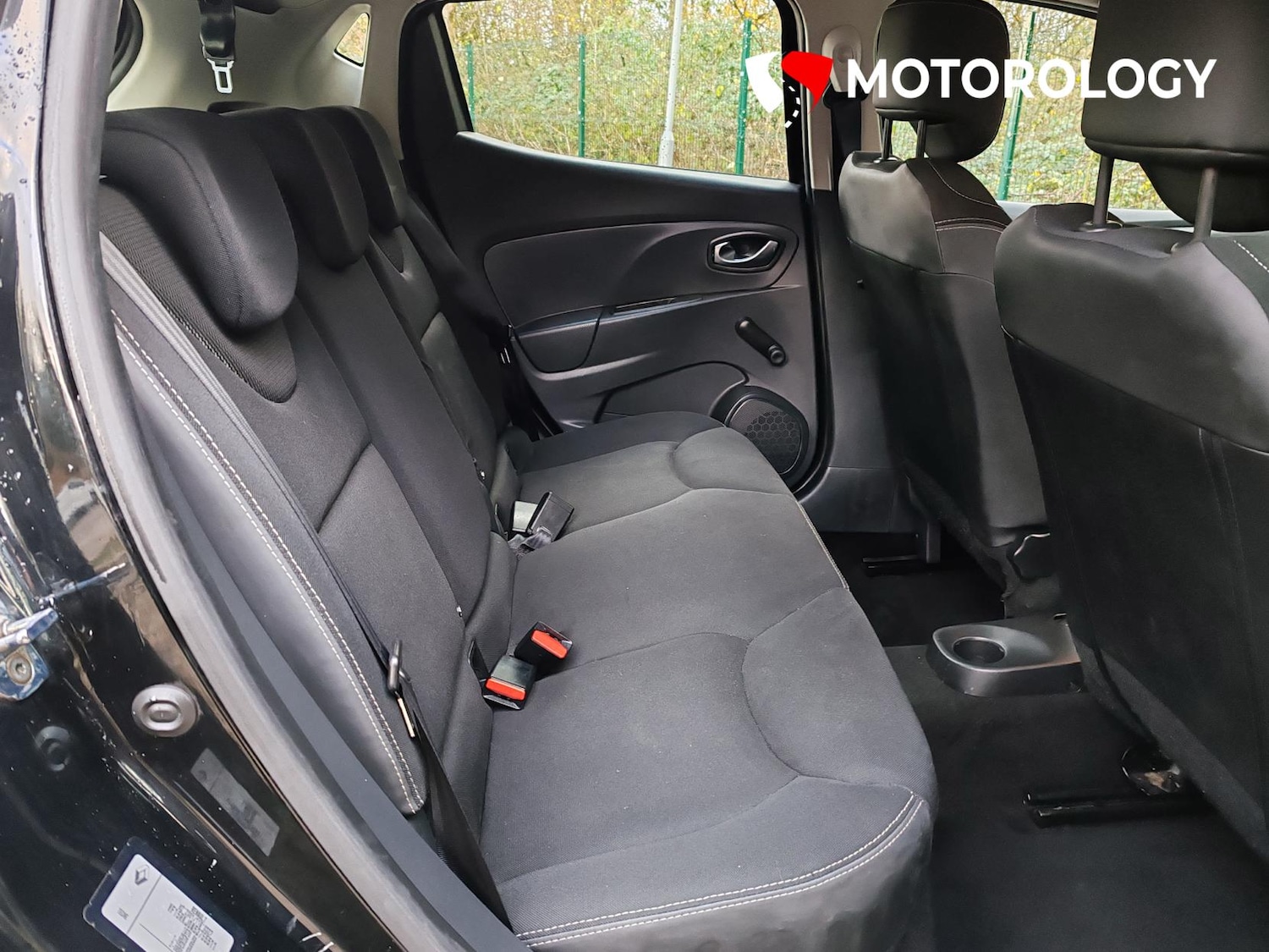 Used Renault Clio 2015 for sale - 76734998: Photo 17