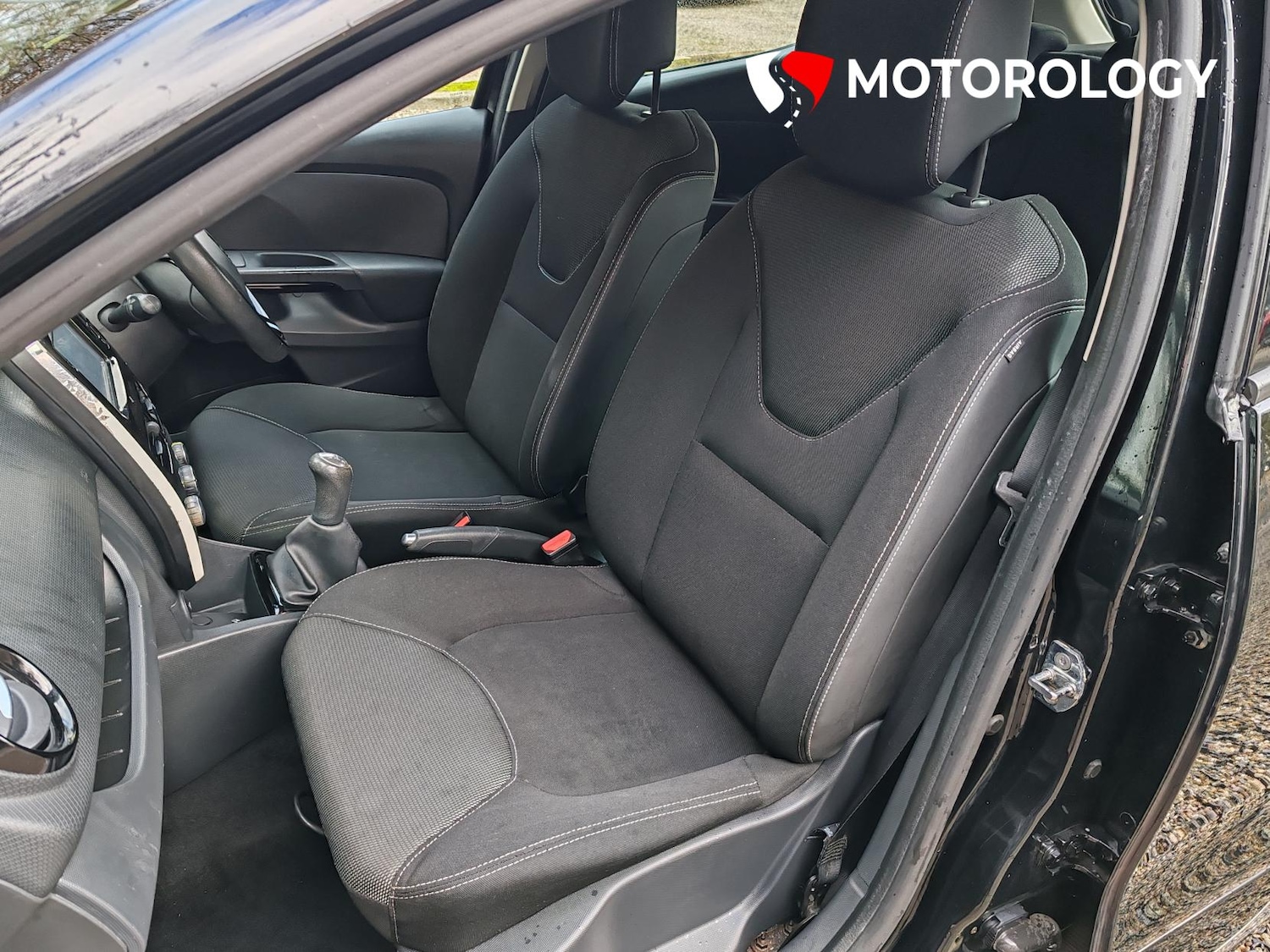 Used Renault Clio 2015 for sale - 76734998: Photo 20