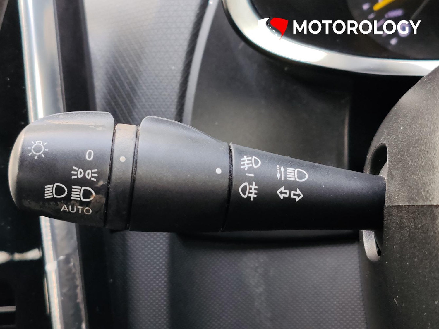 Used Renault Clio 2015 for sale - 76734998: Photo 23