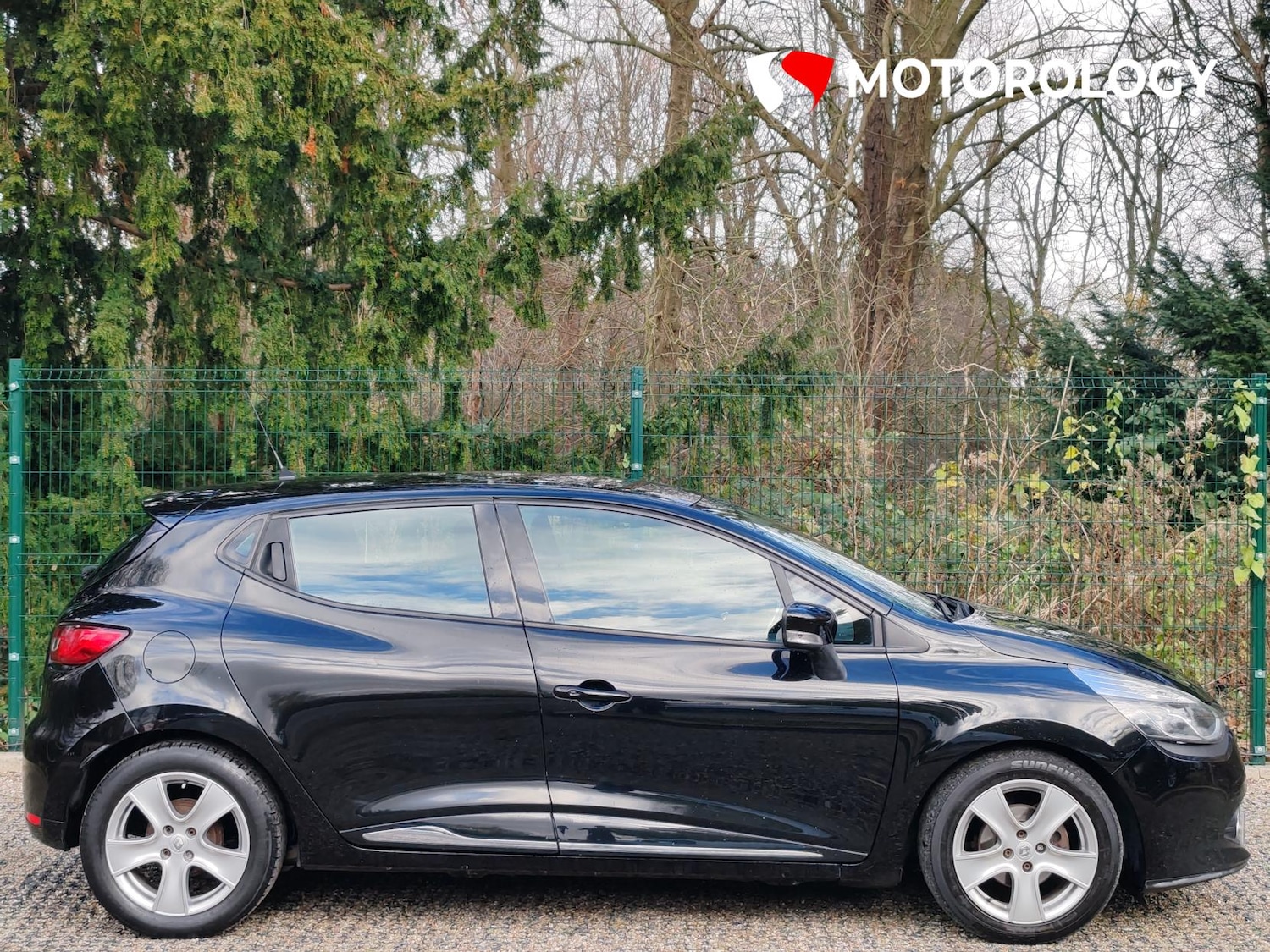 Used Renault Clio 2015 for sale - 76734998: Photo 9