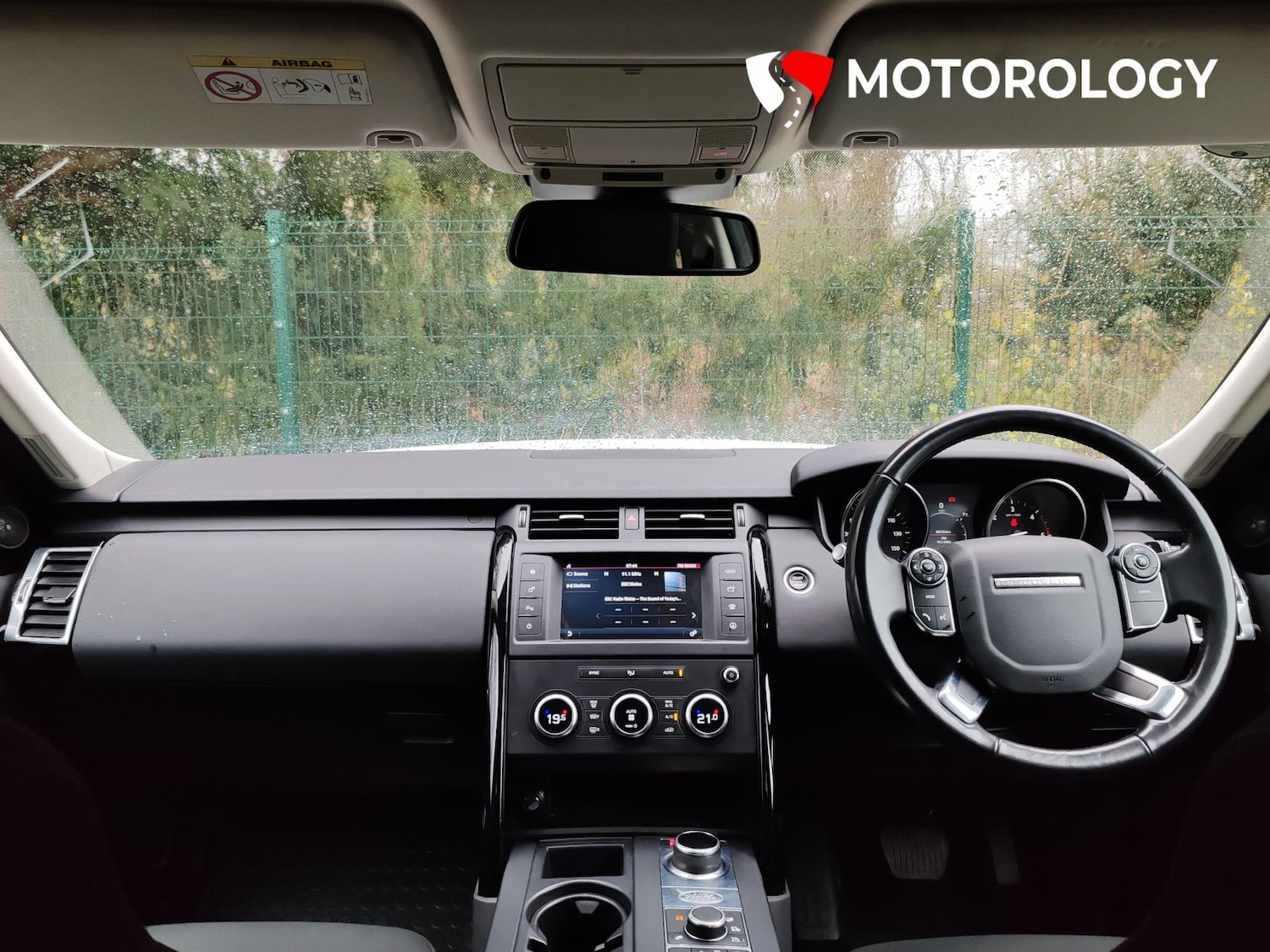 Used Land Rover Discovery 2017 for sale - 76219266: Photo 13