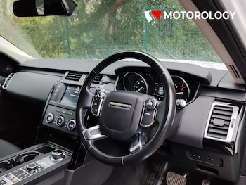 Used Land Rover Discovery 2017 for sale - 76219266: Photo