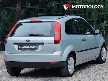 Used Ford Fiesta 2004 for sale - 78509059: Photo
