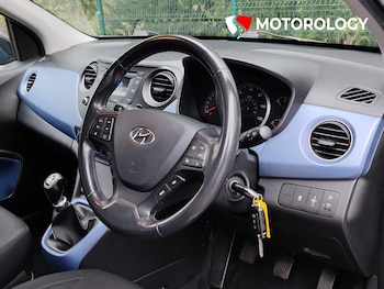 Used Hyundai i10 2014 for sale - 77048022: Photo