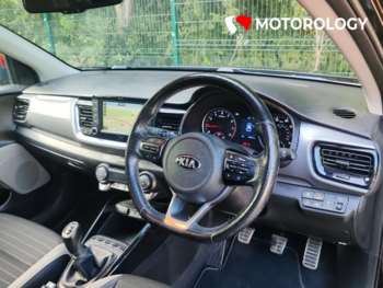 Used Kia Stonic 2018 for sale - 74515540: Photo