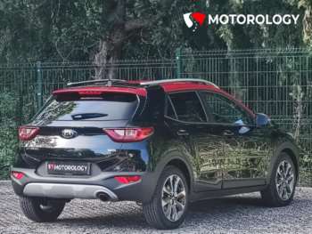 Used Kia Stonic 2018 for sale - 74515540: Photo