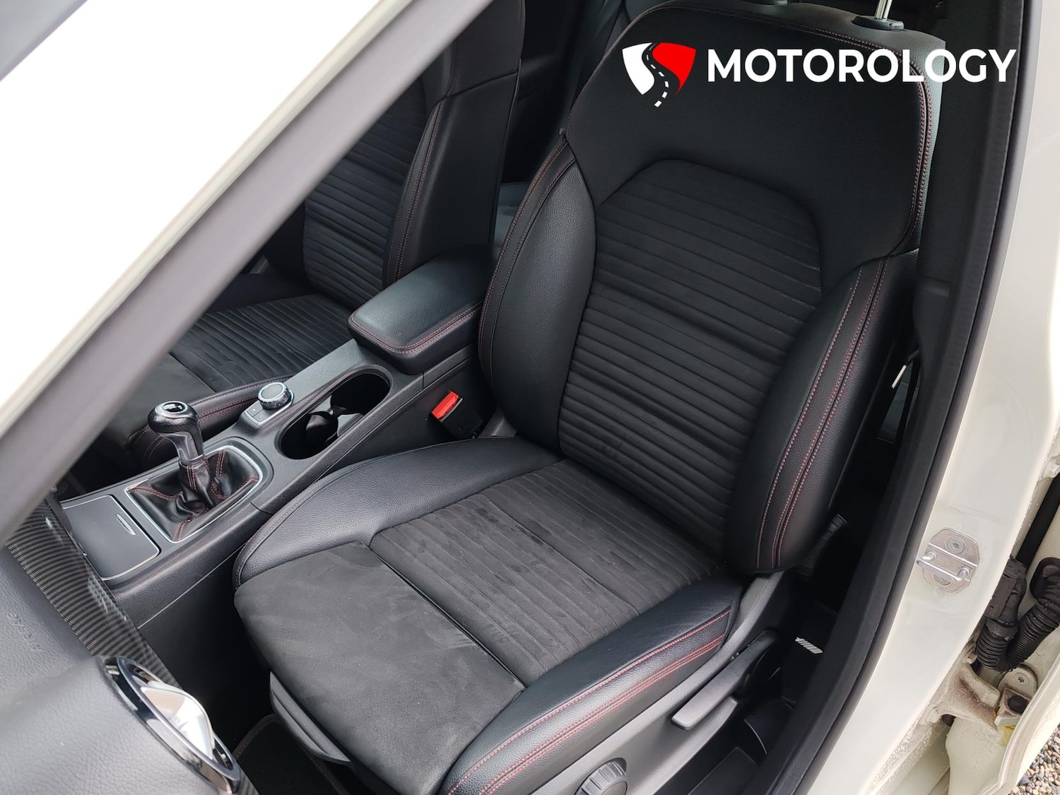 Used Mercedes-Benz B Class 2018 for sale - 77804021: Photo 16