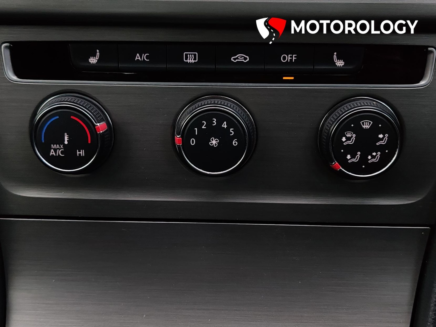 Used Volkswagen Golf 2016 for sale - 77804019: Photo 34