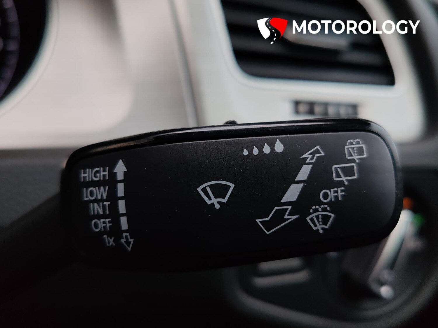 Used Volkswagen Golf 2016 for sale - 77804019: Photo 39