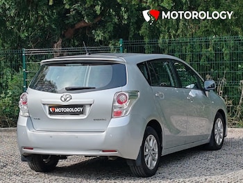 Used Toyota Verso 2011 for sale - 78387001: Photo