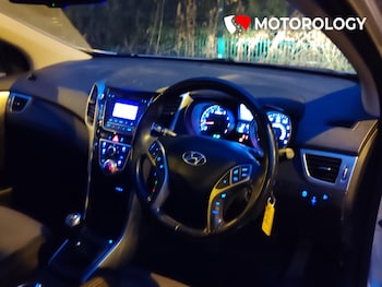 Used Hyundai i30 2015 for sale - 76948929: Photo