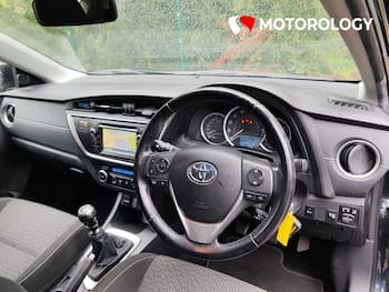 Used Toyota Auris 2014 for sale - 79679846: Photo