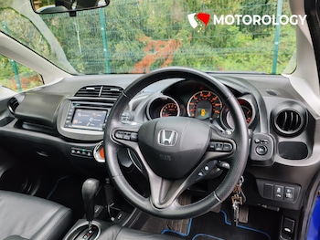 Used Honda Jazz 2014 for sale - 79379170: Photo