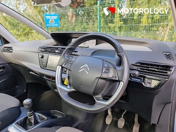 Used Citroen Grand C4 Picasso 2015 for sale - 78131765: Photo