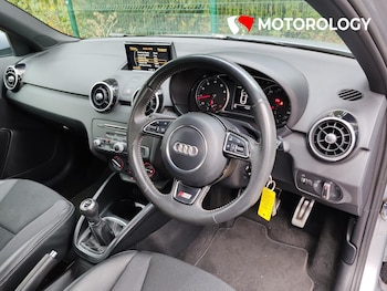 Used Audi A1 2017 for sale - 77005957: Photo