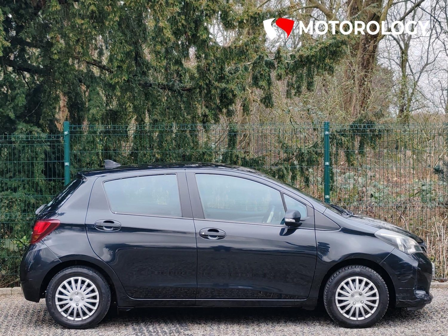 Used Toyota Yaris 2015 for sale - 77778714: Photo 10