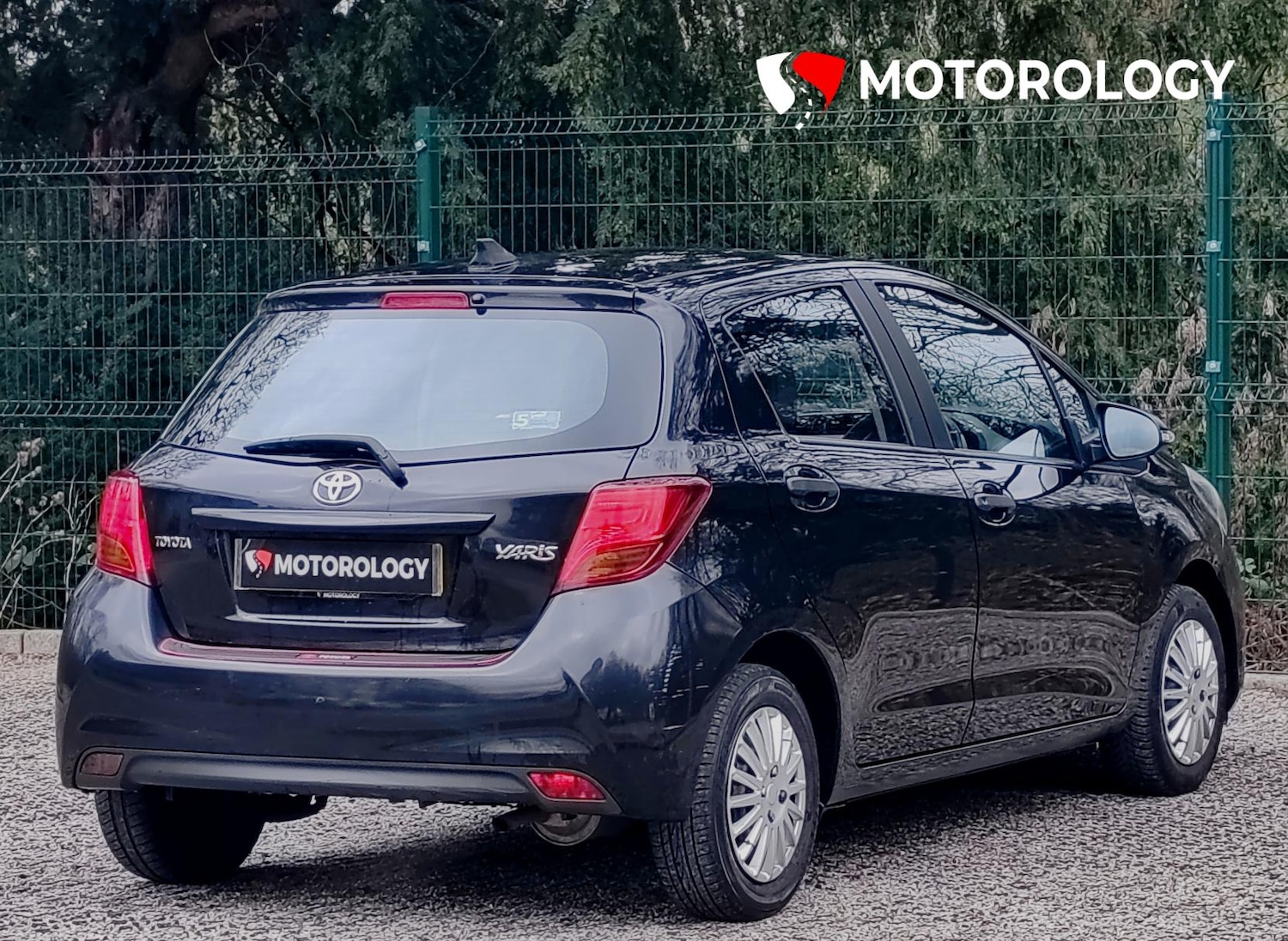 Used Toyota Yaris 2015 for sale - 77778714: Photo 4