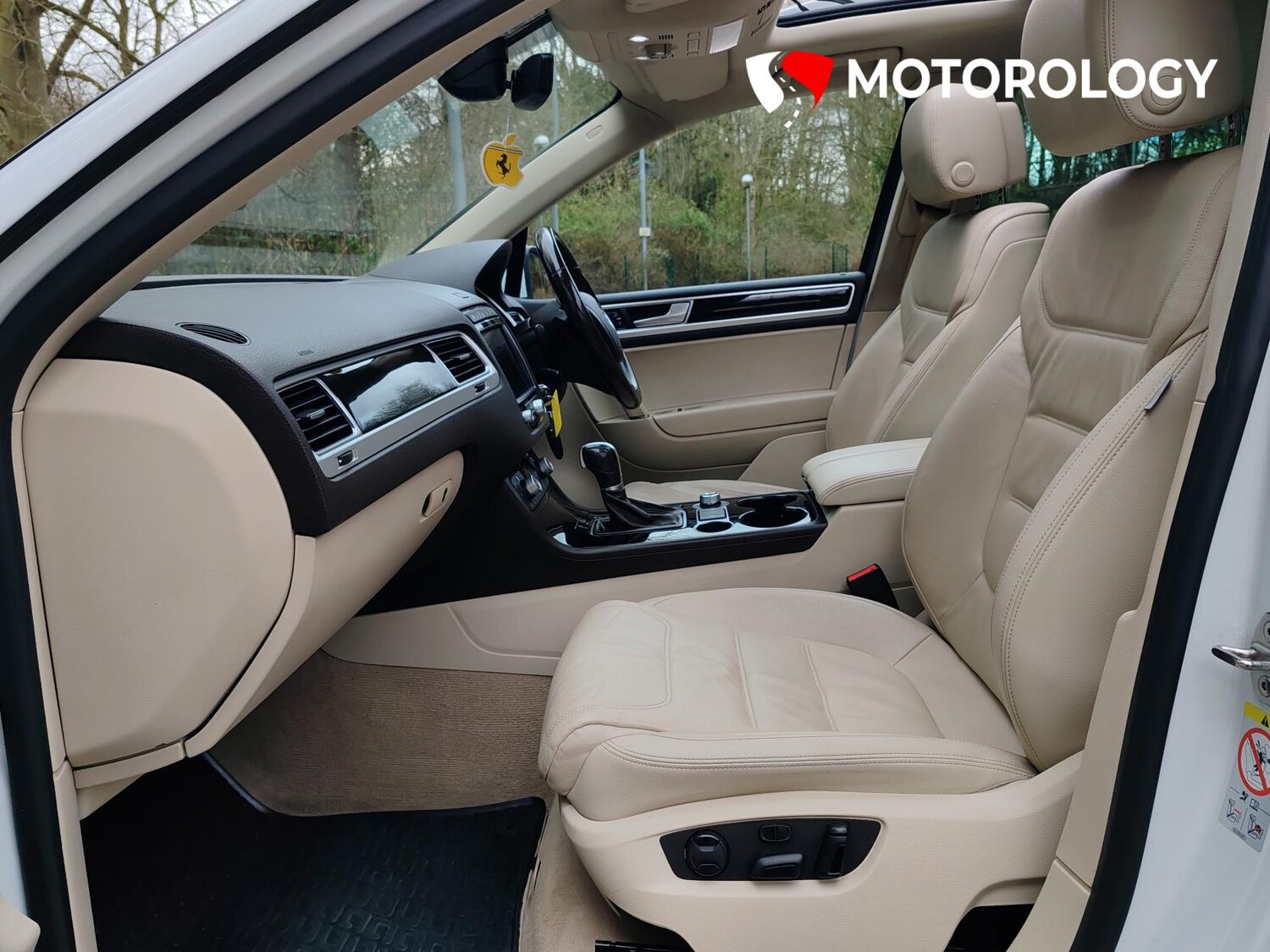 Used Volkswagen Touareg 2017 for sale - 78000548: Photo 15