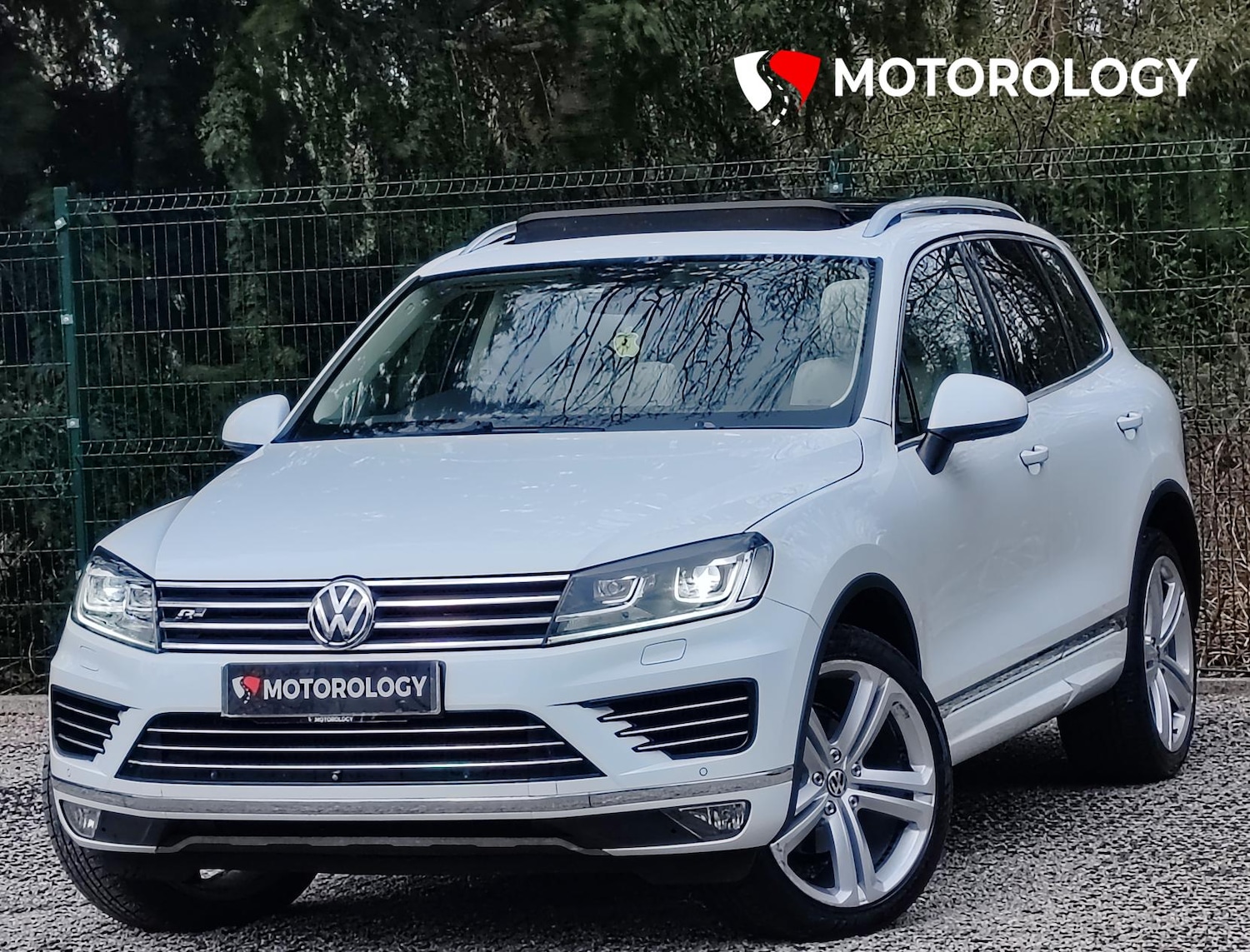 Used Volkswagen Touareg 2017 for sale - 78000548: Photo 2