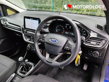 Used Ford Fiesta 2017 for sale - 77973690: Photo
