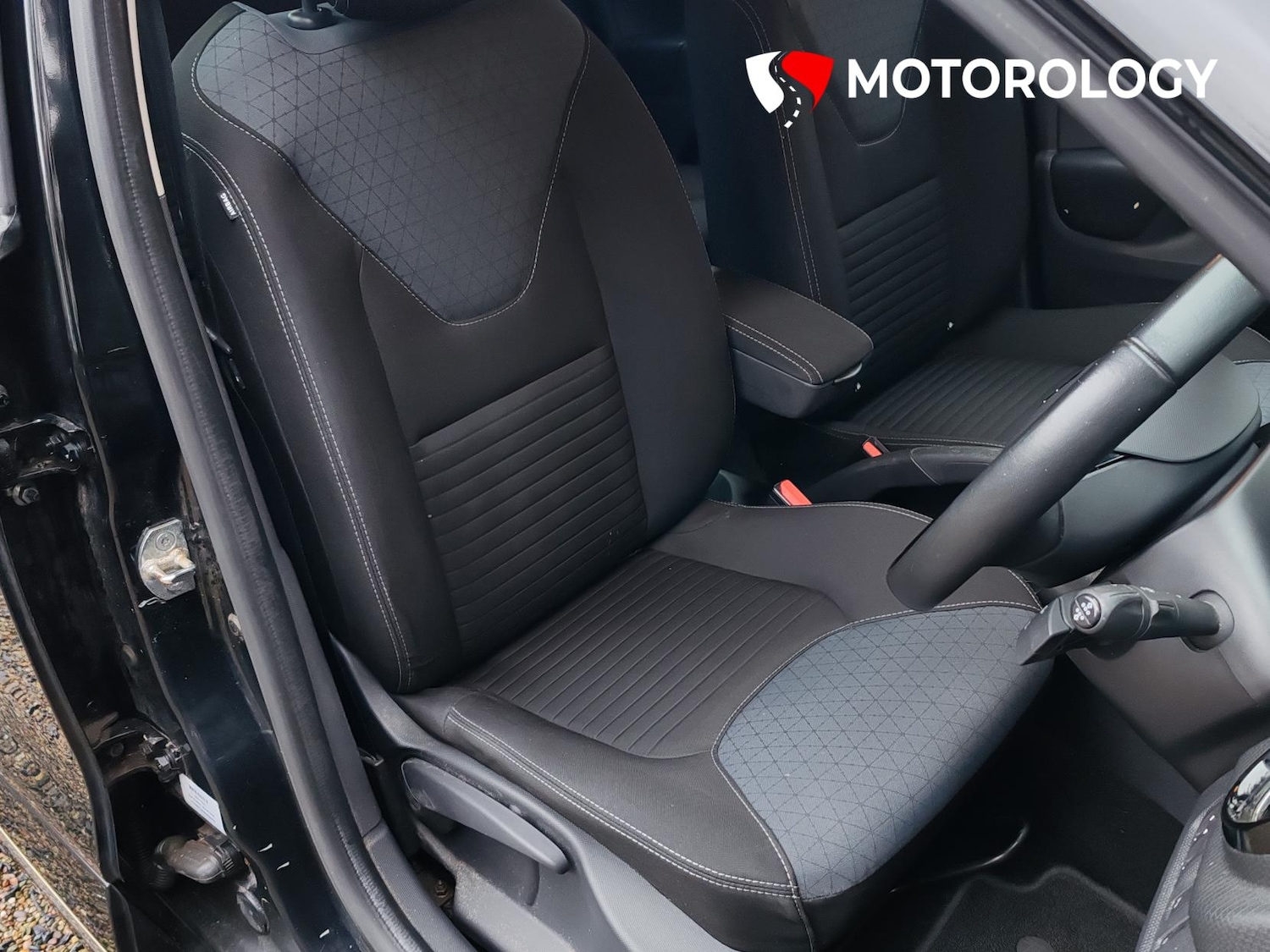 Used Renault Clio 2014 for sale - 76979763: Photo 15