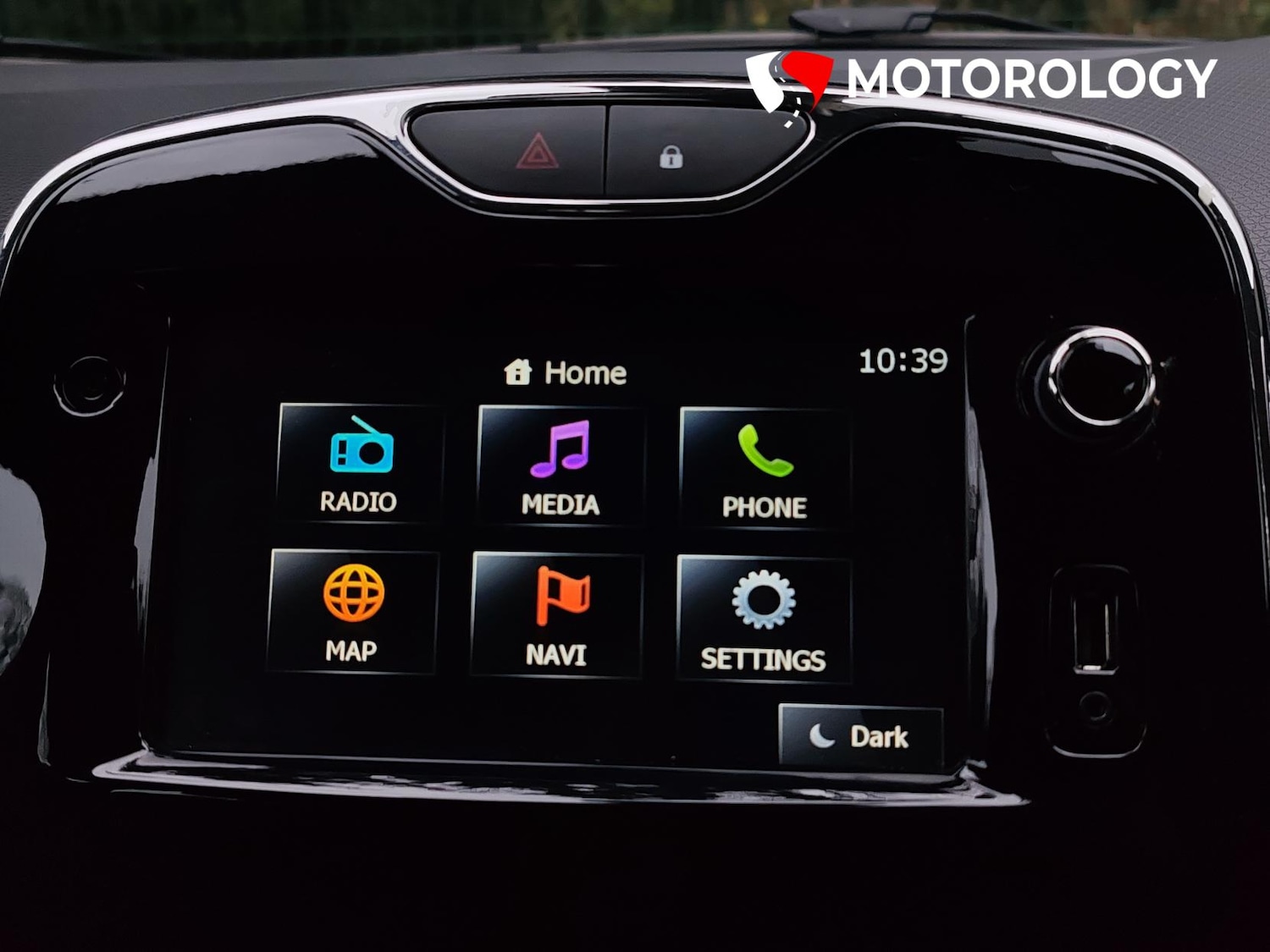 Used Renault Clio 2014 for sale - 76979763: Photo 26