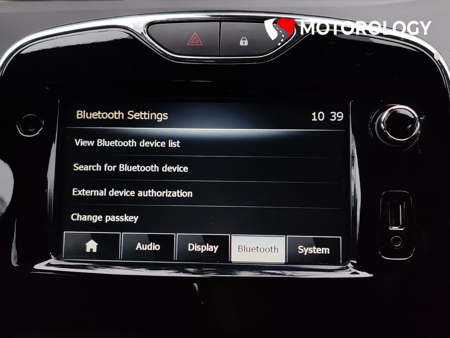 Used Renault Clio 2014 for sale - 76979763: Photo 32