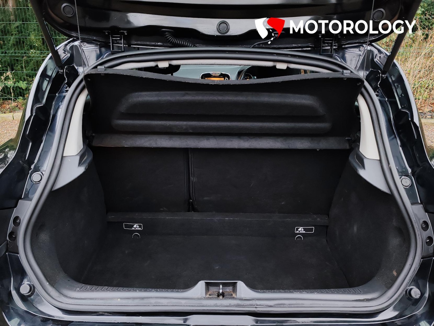 Used Renault Clio 2014 for sale - 76979763: Photo 40