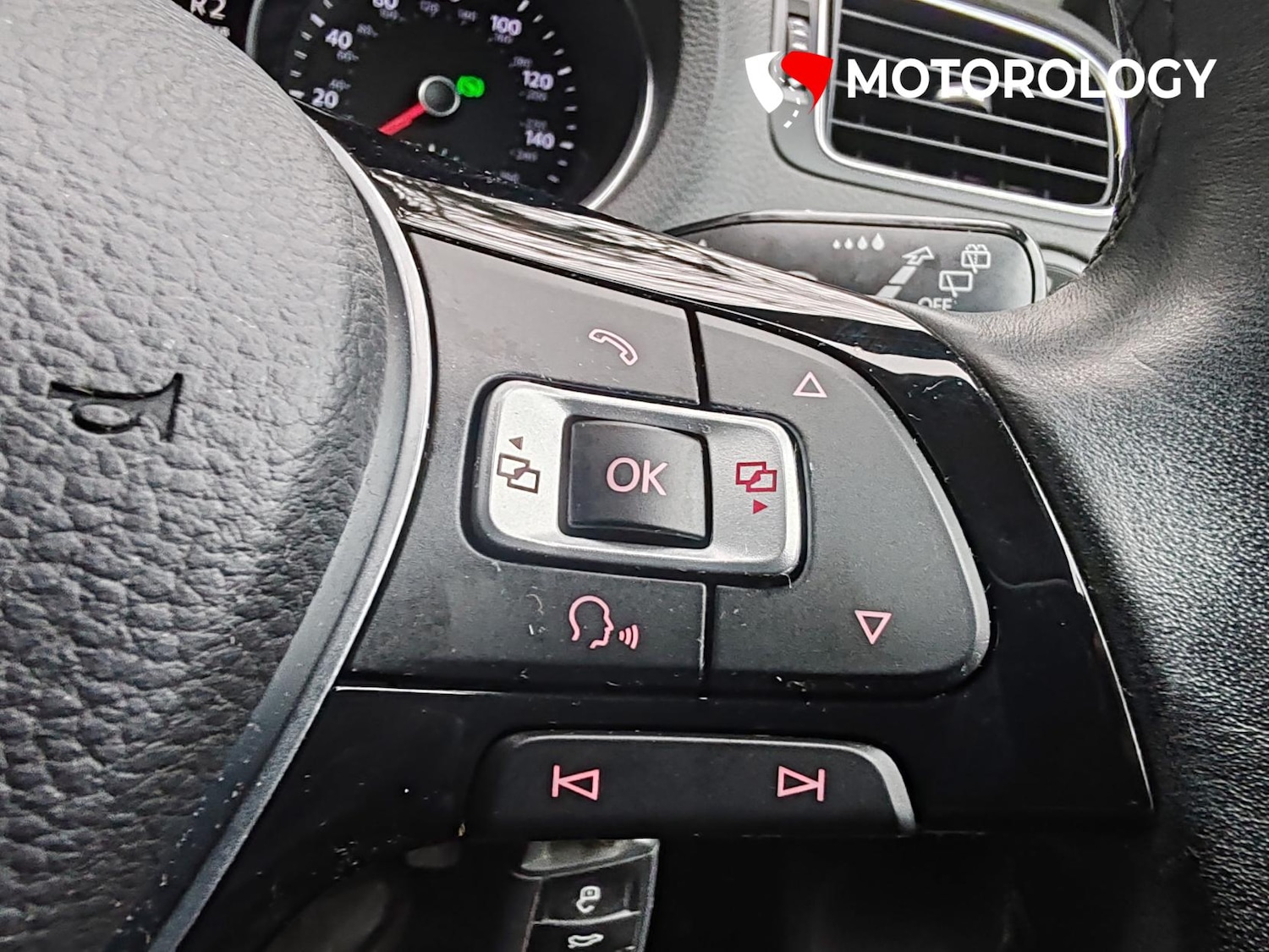 Used Volkswagen Polo 2017 for sale - 76957318: Photo 31