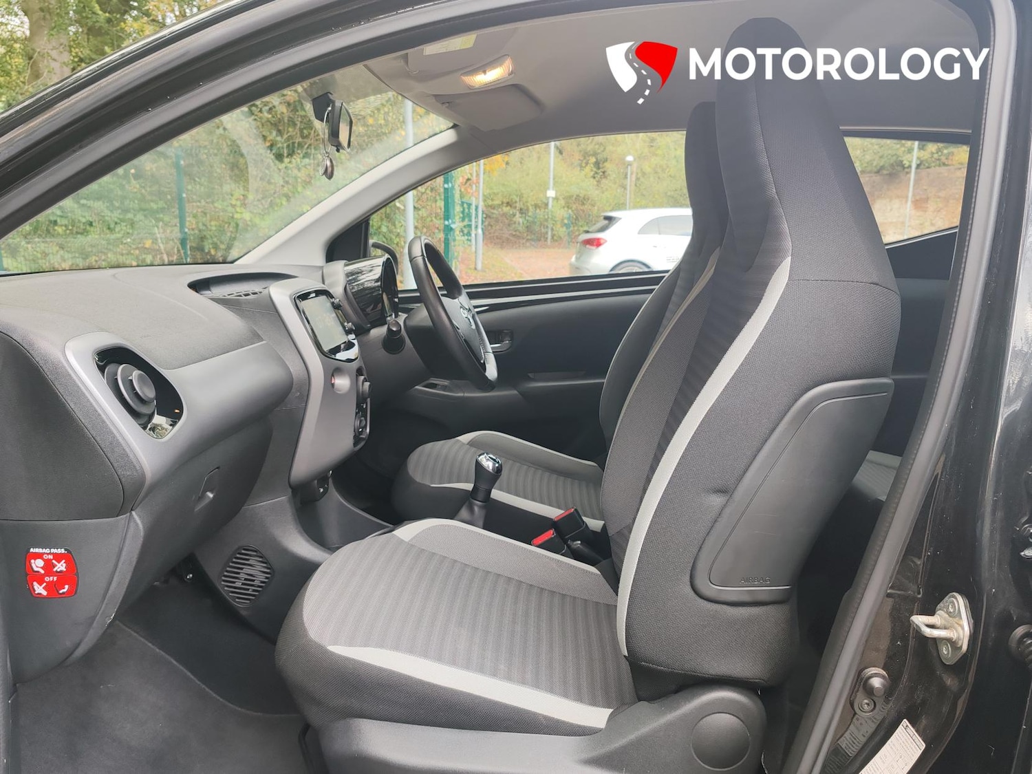 Used Toyota AYGO 2018 for sale - 76355897: Photo 13