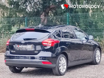 Used Ford Focus 2017 for sale - 77053010: Photo