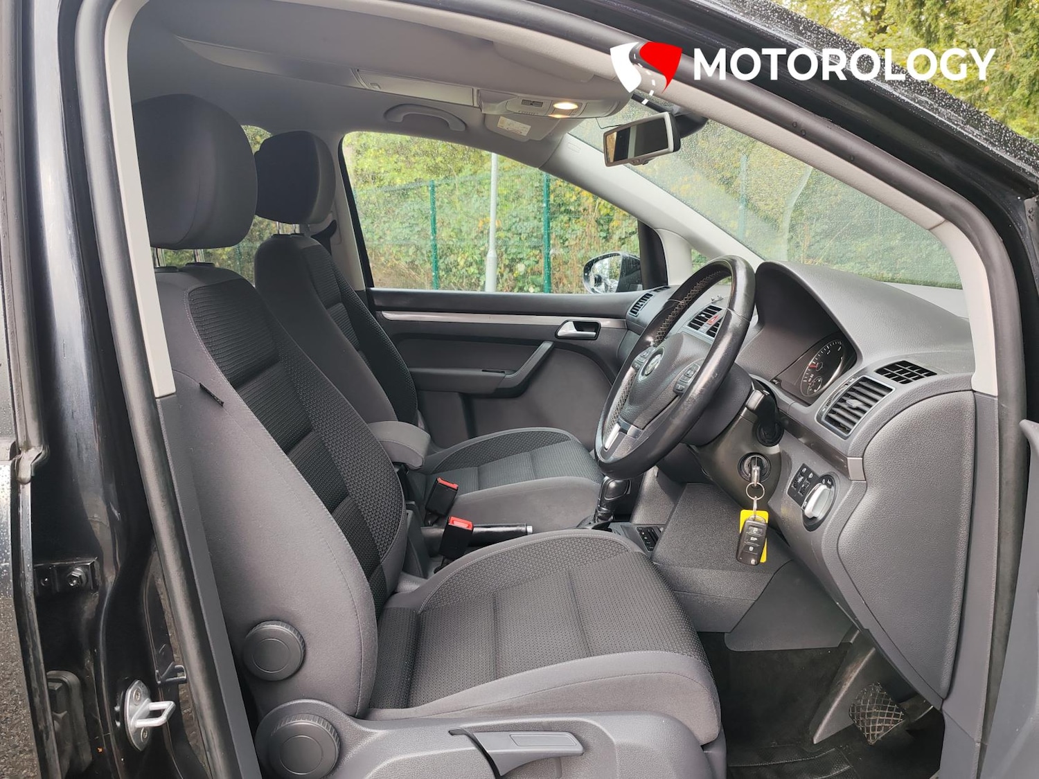 Used Volkswagen Touran 2015 for sale - 76340767: Photo 13