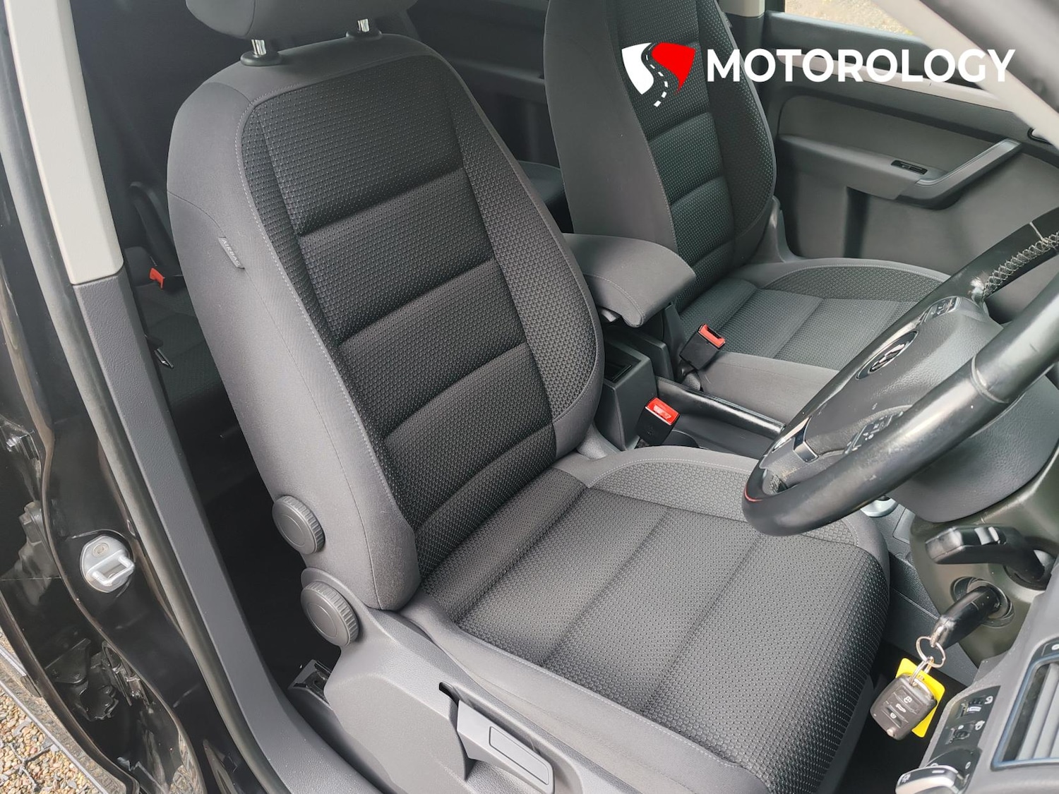 Used Volkswagen Touran 2015 for sale - 76340767: Photo 15