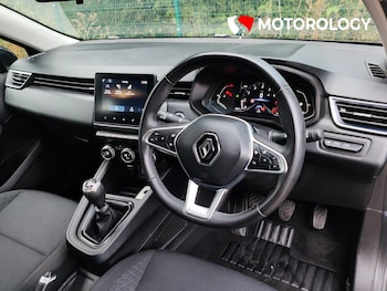 Used Renault Clio 2023 for sale - 77350089: Photo