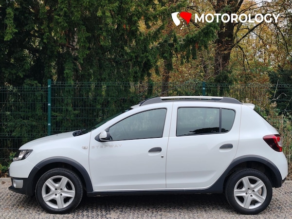 Used Dacia Sandero Stepway 2016 for sale - 76263484: Photo 10