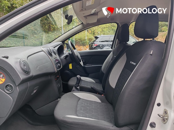 Used Dacia Sandero Stepway 2016 for sale - 76263484: Photo 13