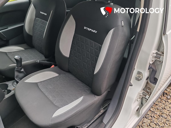Used Dacia Sandero Stepway 2016 for sale - 76263484: Photo 16